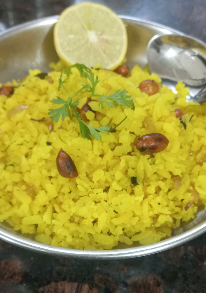 A picture of Kanda Poha.