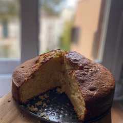 A picture of Budín o Torta de Limón con aceite 100% húmedo y esponjoso.