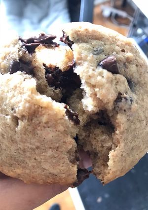 A picture of Chocolate chip muffin.