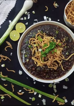 A picture of Veg Manchow Soup (Chinese).