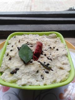 नारियल की चटनी (nariyal ki chutney recipe in Hindi) रेसिपी मुख्य फोटो