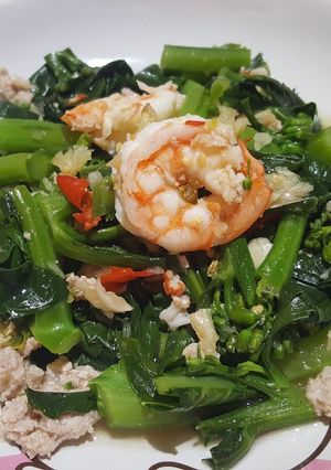 รูปของ ยำคะน้าฮ่องกงกุ้ง