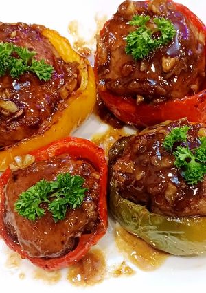 Hình của món Ớt chuông nhồi thịt sốt dầu hào.