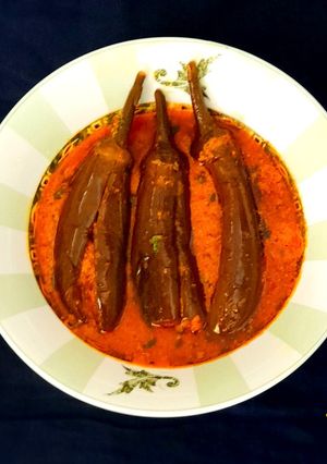 A picture of Eggplant In Mustard Gravy.