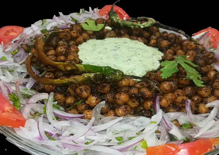 How to Prepare Super Quick Homemade Fry Channay with salad and Mint Chutney