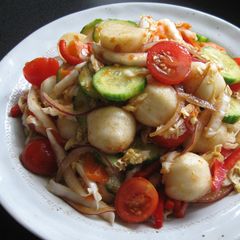 Fish Ball Salad with Kimchi Flavoured Sauce A picture of Fish Ball Salad with Kimchi Flavoured Sauce.