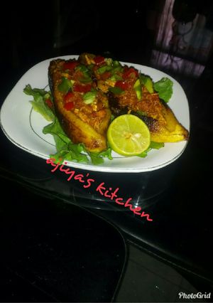 A picture of Pan baked stuffed plantain.