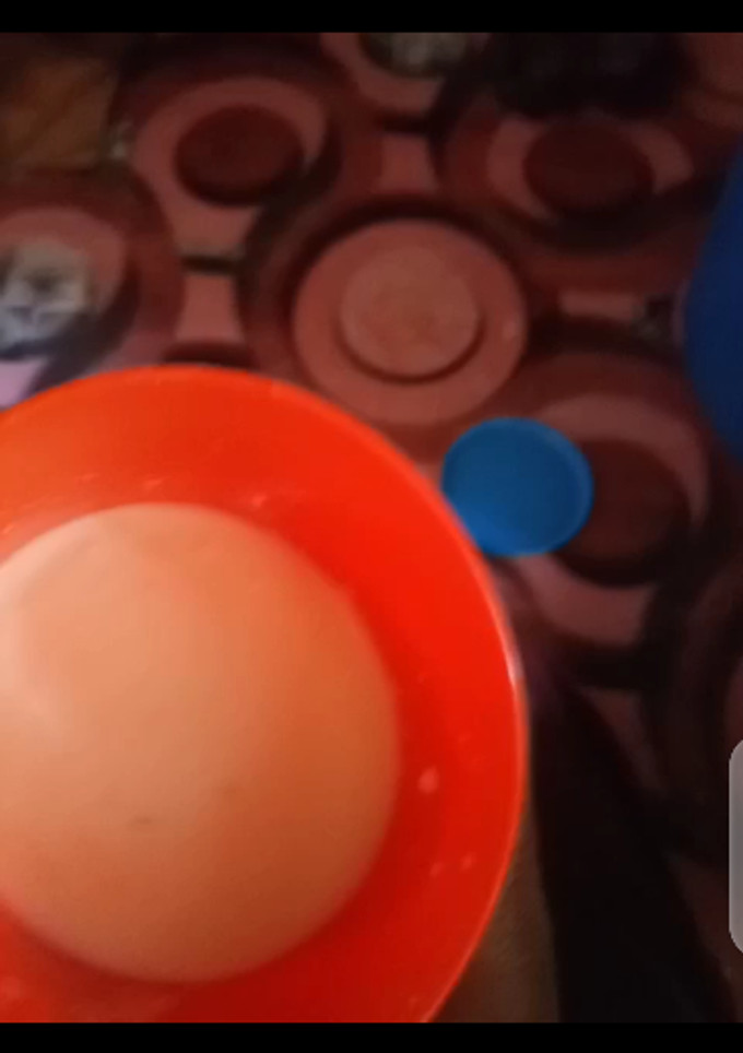 A picture of Buttermilk.