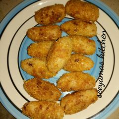 A picture of Yam balls.