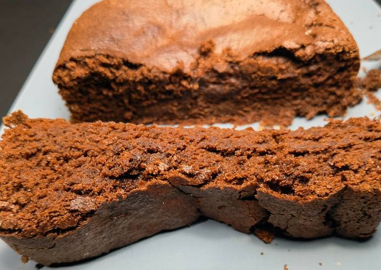 Gâteau au chocolat noir léger