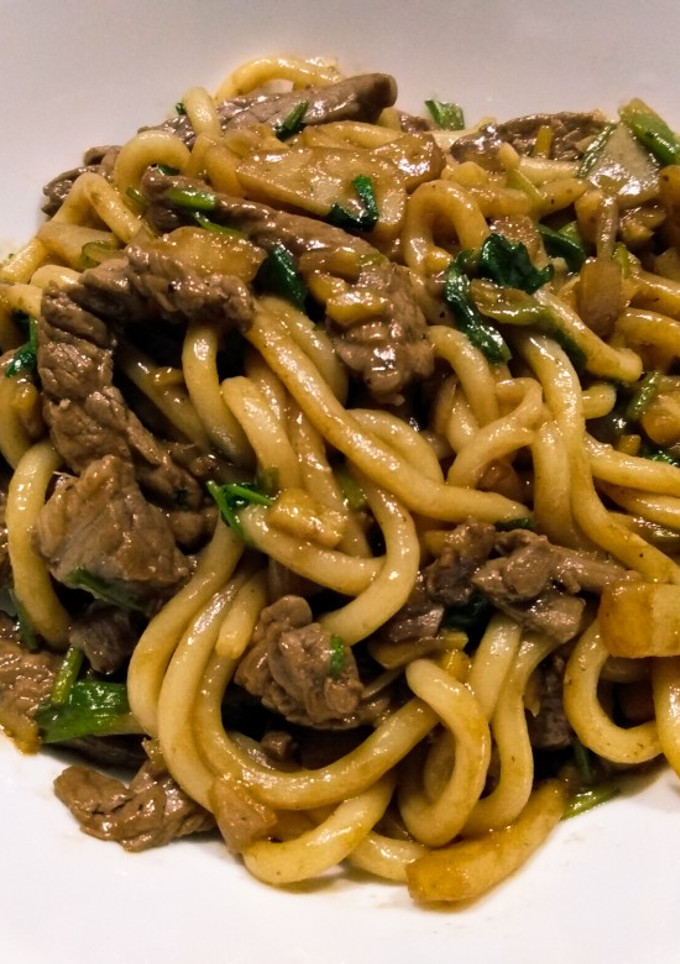 A picture of Beef and Udon Stir-fry.
