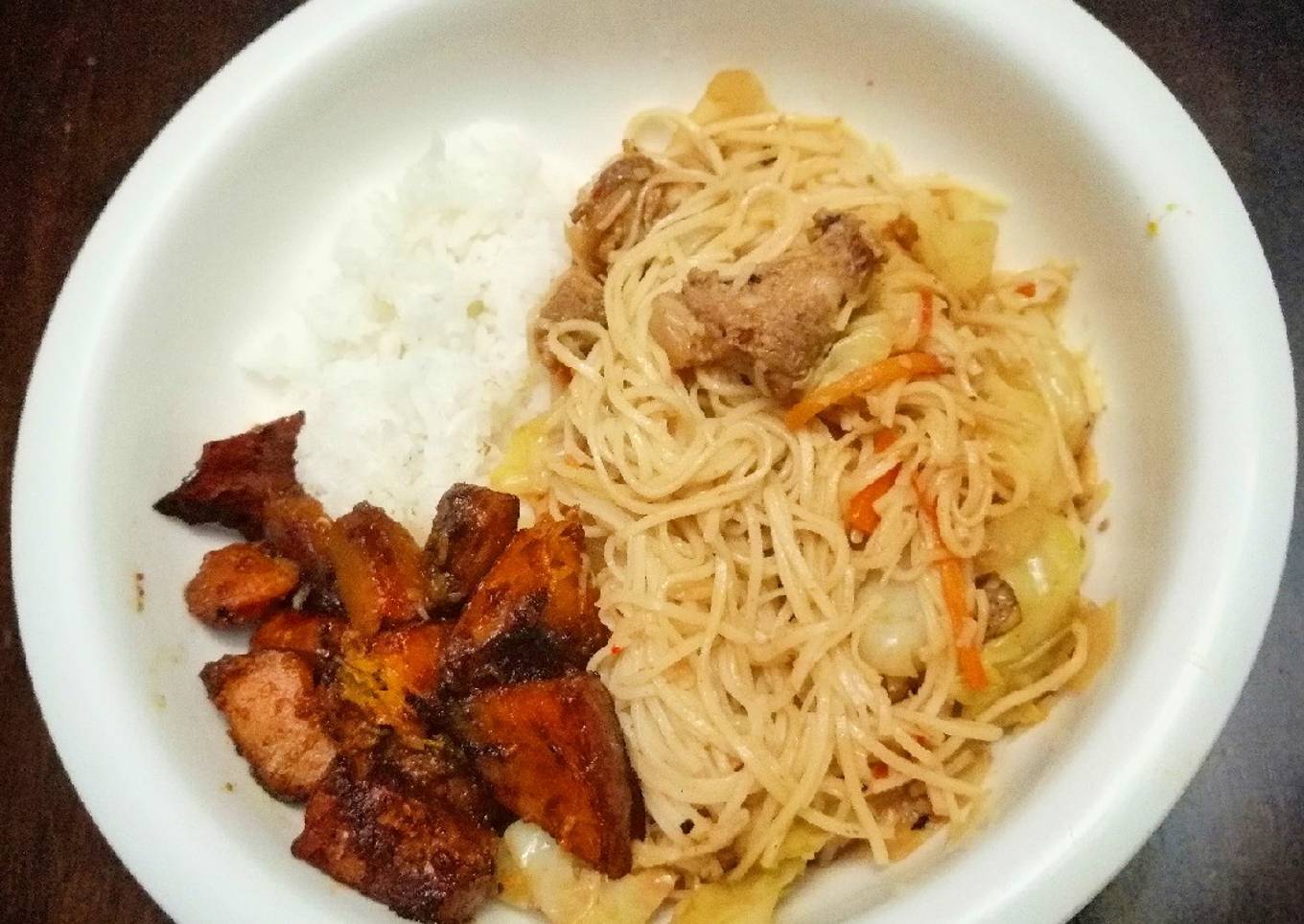 ChowMein, Calabaza Frita & Arroz