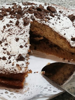 Una foto de Bizcocho de leche con pepitas de chocolate