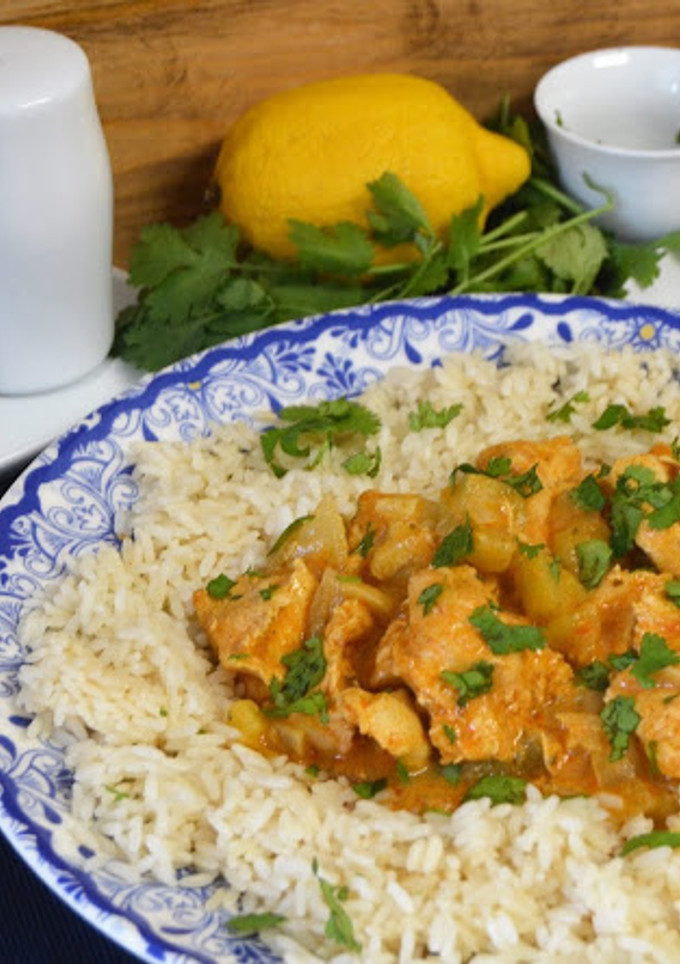 Una foto de Pollo tikka masala express