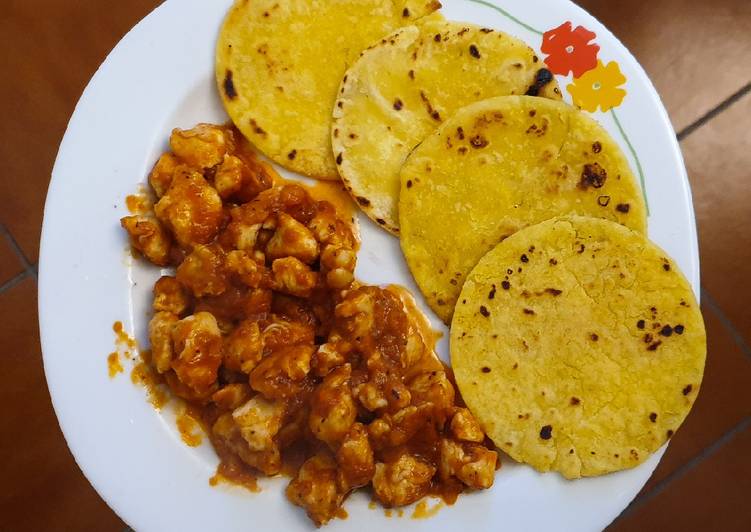 Pepite di pollo al pomodoro gusto taco con tacos