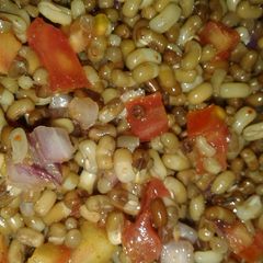 A picture of Healthy moth chaat.