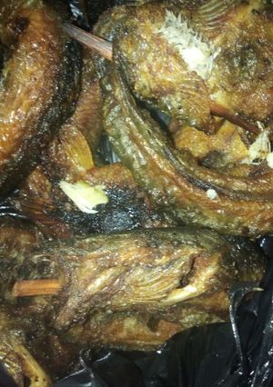 A picture of Fried fish.