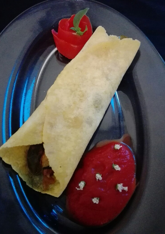 Una foto de Fajitas de pisto y anchoas