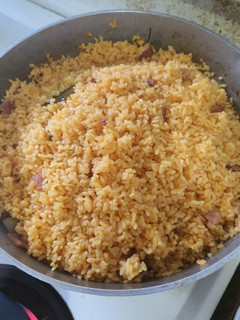 Una foto de Arroz con jamón