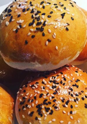 Une photo de Pain hamburger au thermomix 🍔