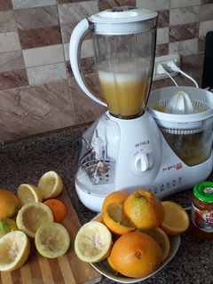 صورة لوصفة عصير البرتقال والليمون