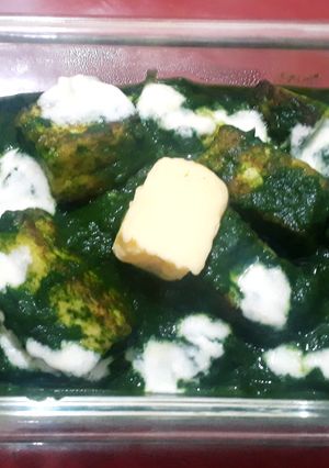 পালক পনির(palak paneer recipe in Bengali) রেসিপির প্রধান ছবি