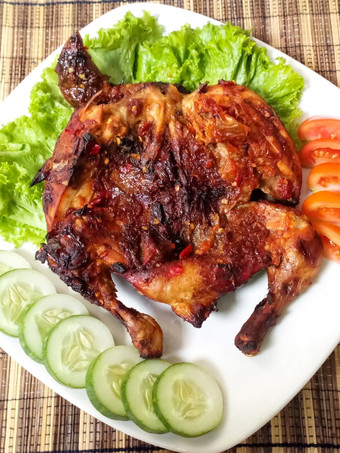 Anti Ribet, Buat Ayam Panggang Pedas Untuk Pemula