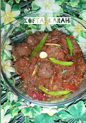 A picture of Kofta Koila Karahi.