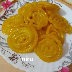A picture of Juicey And Crispy Jalebi.