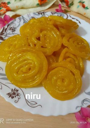 A picture of Juicey And Crispy Jalebi.