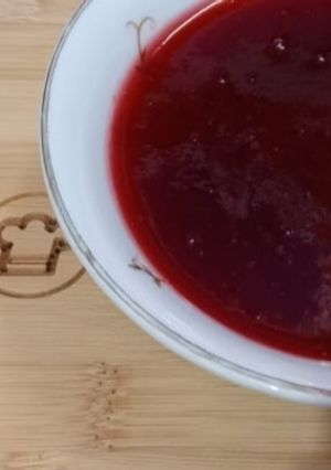 A picture of Strawberry syrup.