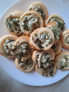 Medvehagymás - krémsajtos csiga recept fotója