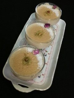 عکسی از دستور فرنی خرما