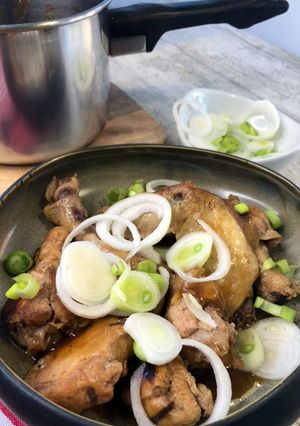 A picture of Asian-Style Chicken in a Crockpot Slow Cooker.