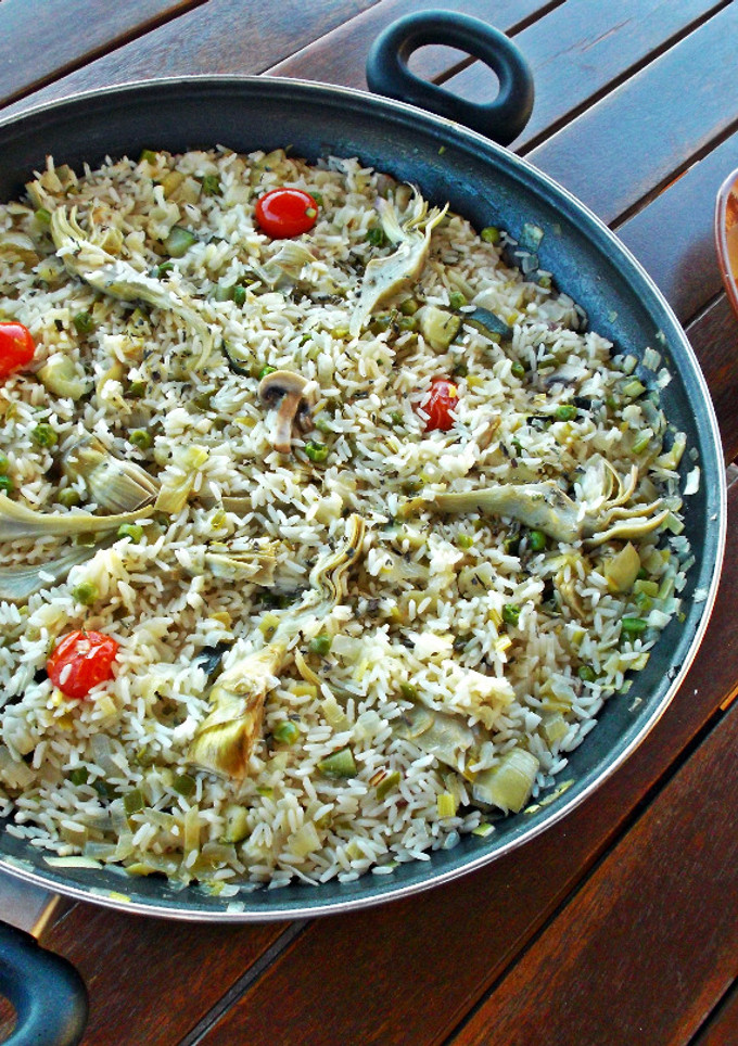 Una foto de Paella de verduras