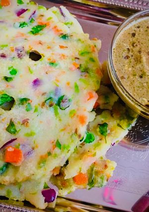 আক্কি রোটি সাথে মিষ্টি নারকেলের চাটনি (aakki roti sathe misti narkeler chatni recipe in Bengali) রেসিপির প্রধান ছবি