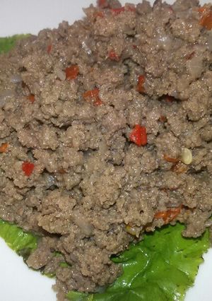 A picture of Mince meat sauce.