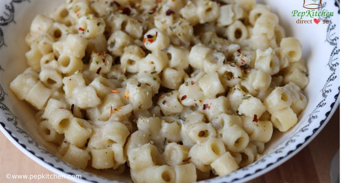 Pasta In Healthy White Sauce Recipe by Swapna - Cookpad