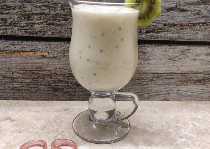 Молочный грушевый коктейль с киви