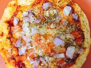 A picture of indian pizza