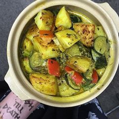 A picture of Coconut Curry.