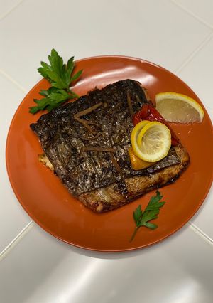 A picture of Grilled Balsamic Ginger Salmon.
