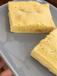 Una foto de Tarta de manzana express en estuche Lékué al microondas