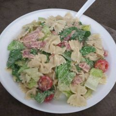 A picture of BLT Pasta Salad.