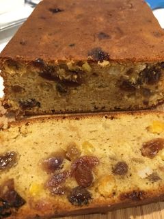 A picture of Fruit Cake.