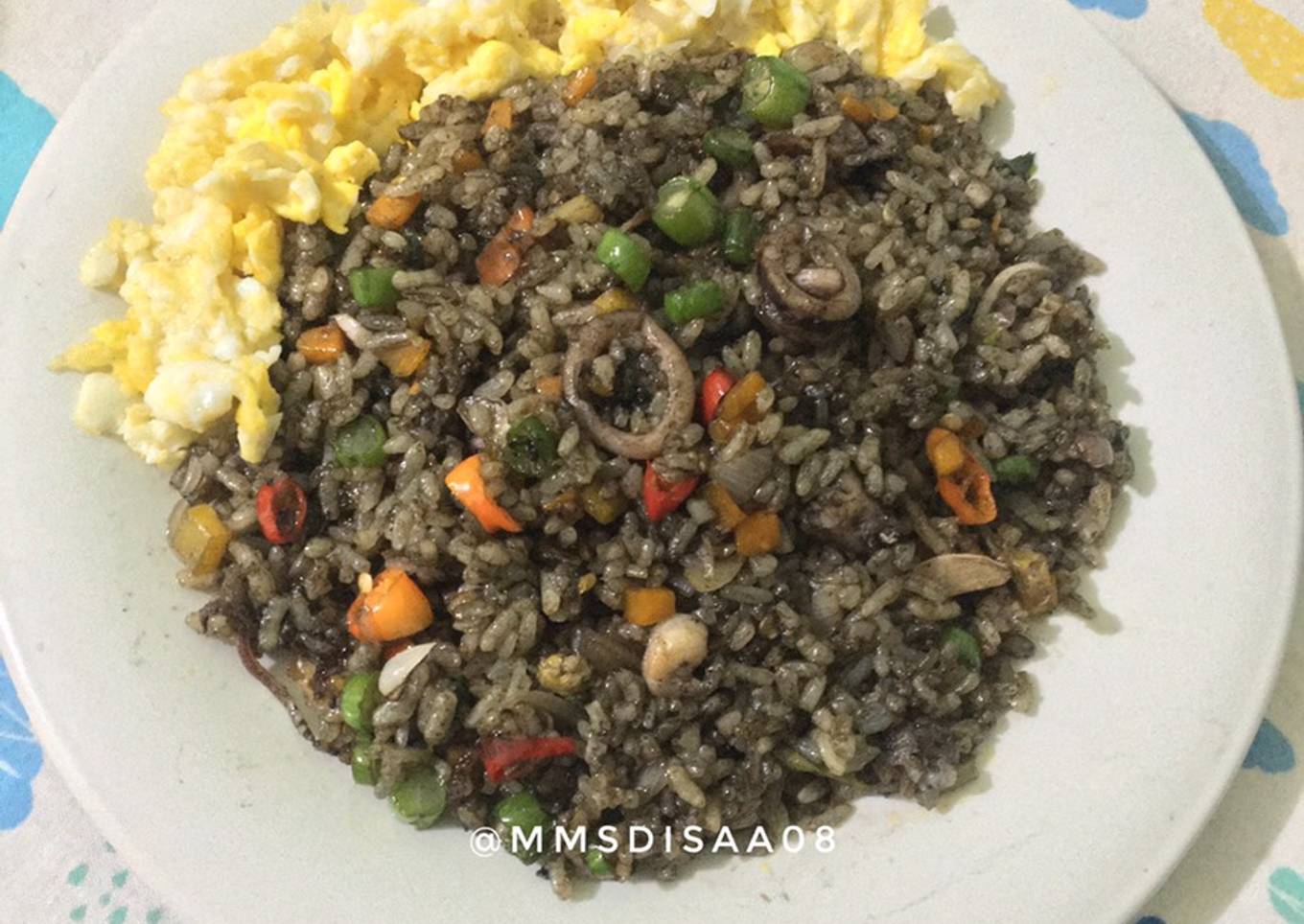 Nasi Goreng Hitam