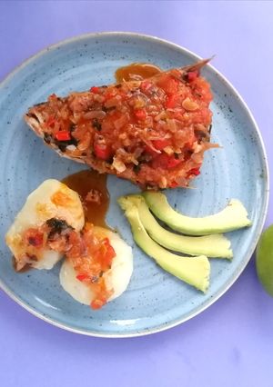 Una foto de Pargo rojo, frito sudado