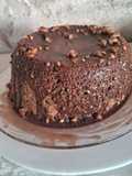 Torta mágica con postre de chocolate en cajita