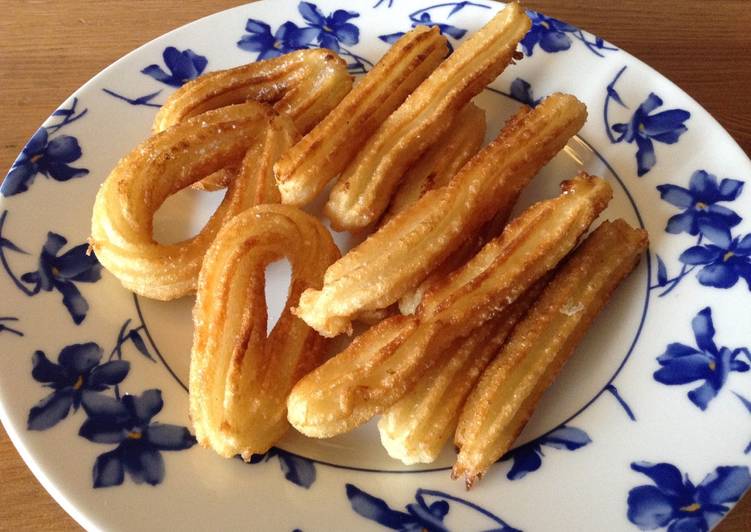 Churros clásicos