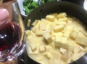 Una foto de Fondeu queso